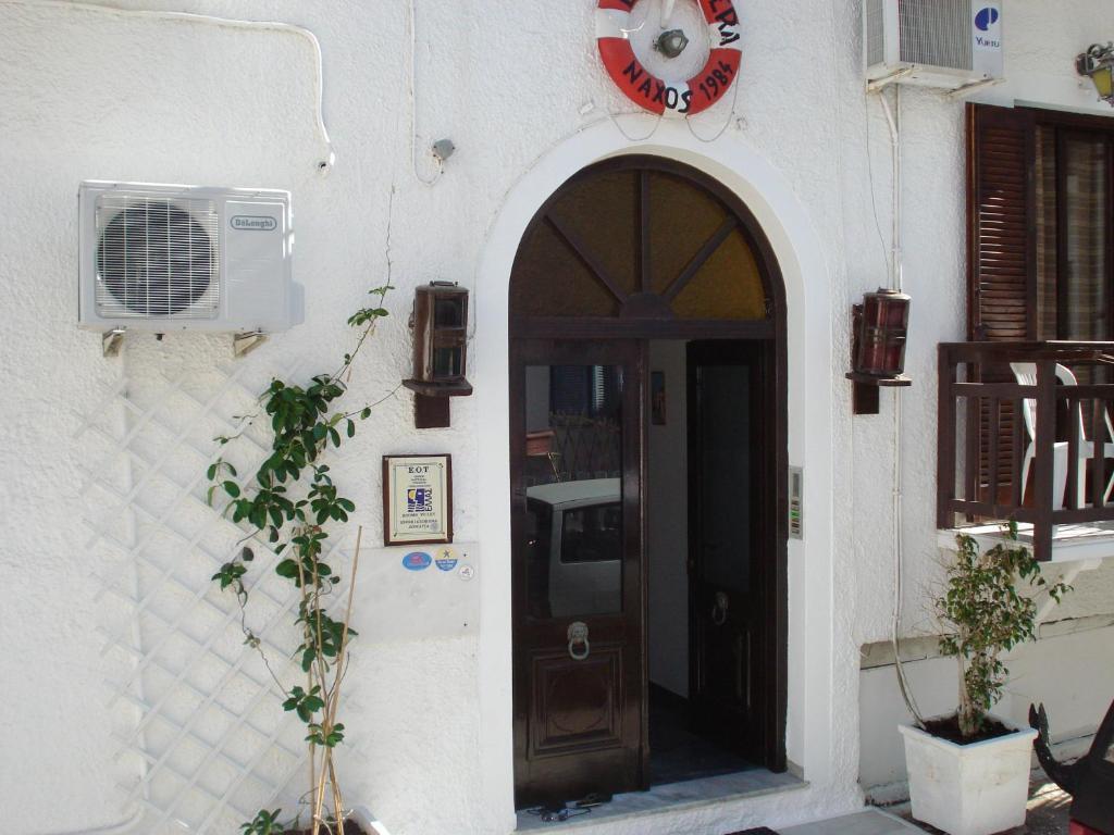 Pension Lagoudera Naxos City Szoba fotó